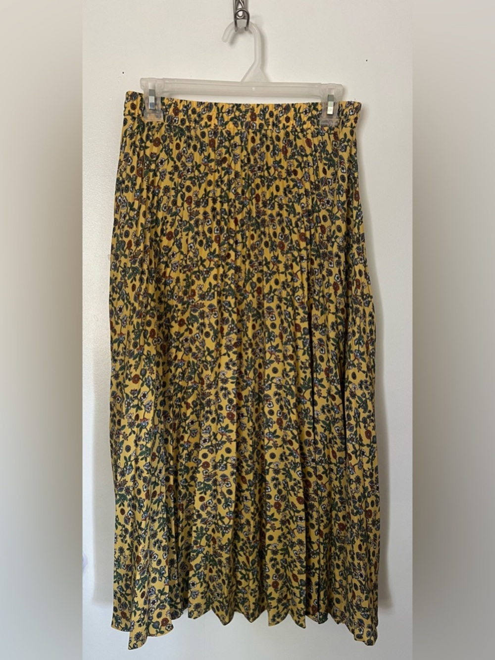 Max Studio Yellow Floral Pleated Maxi Skirt